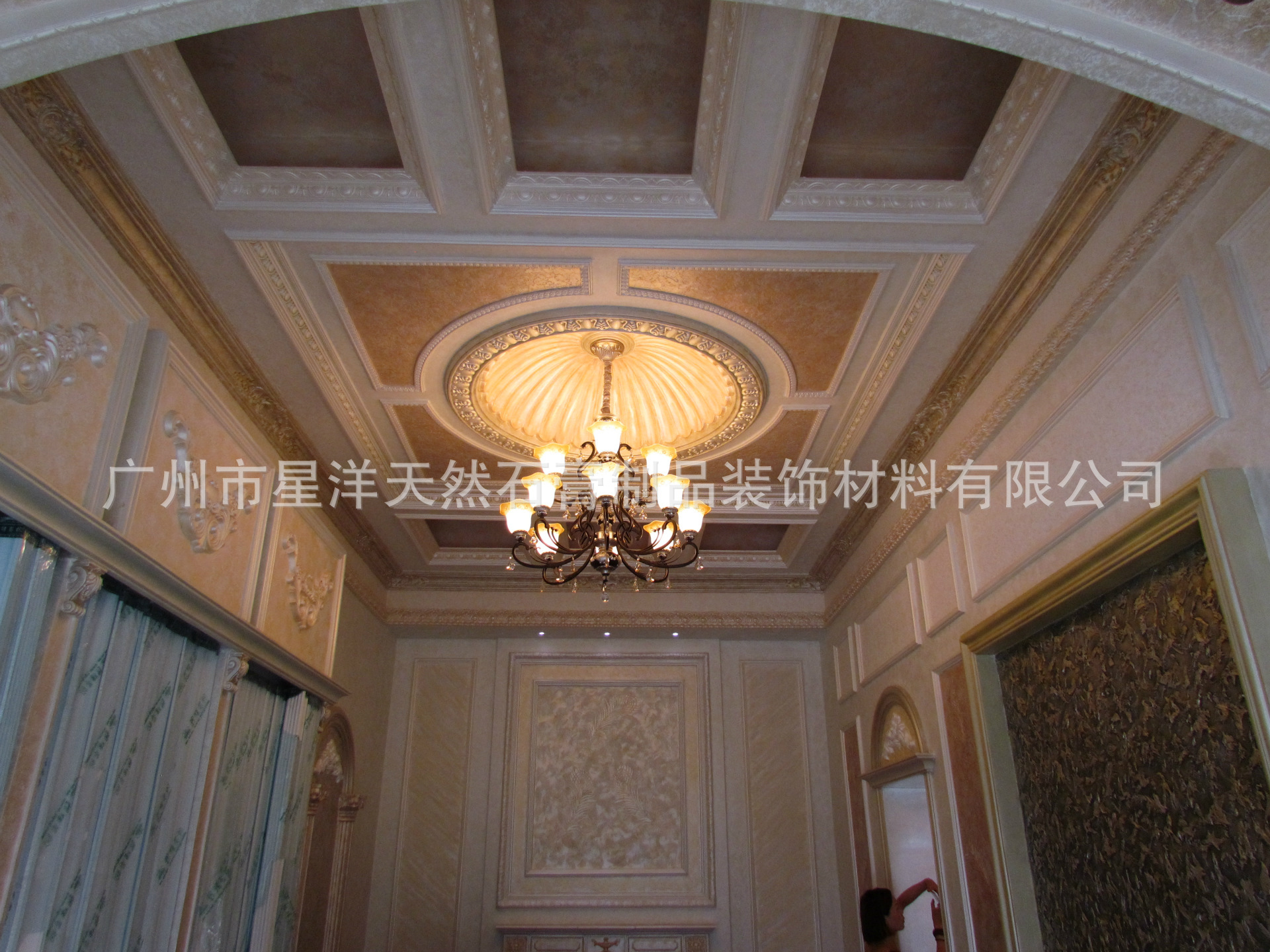 石膏線條為何會(huì)出現(xiàn)氣泡